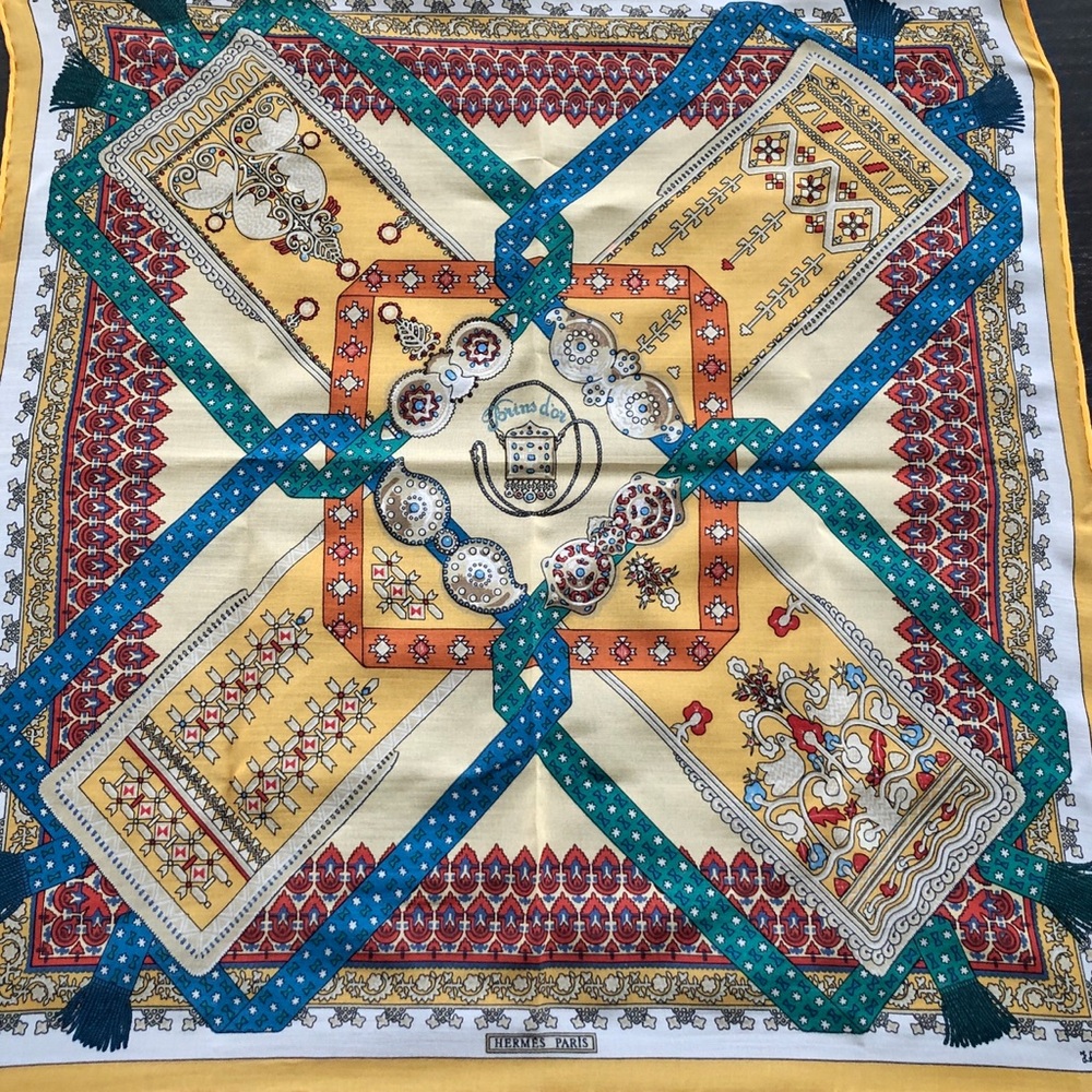 Vintage Authentic Hermès Silk Mousseline Scarf 45cm Brins d'Or Gavroche